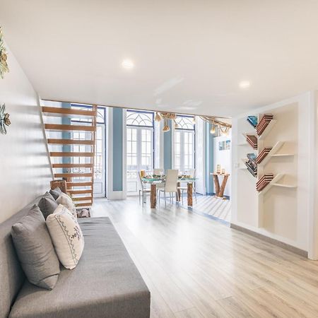 Deluxe Spacious Flats W Mezzanine By Host Wise Apartment Porto Luaran gambar