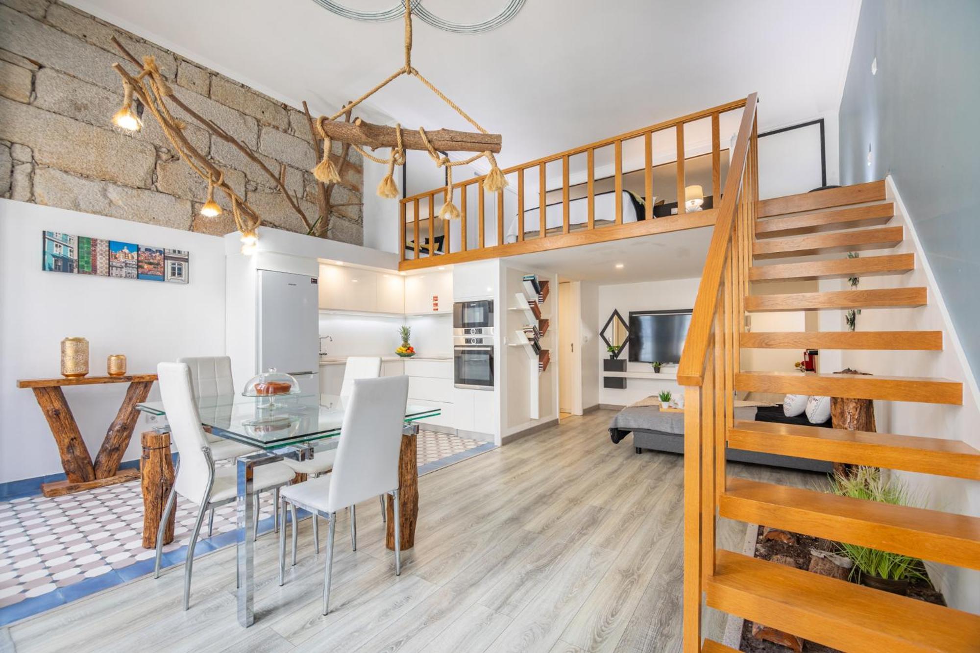 Deluxe Spacious Flats W Mezzanine By Host Wise Apartment Porto Luaran gambar