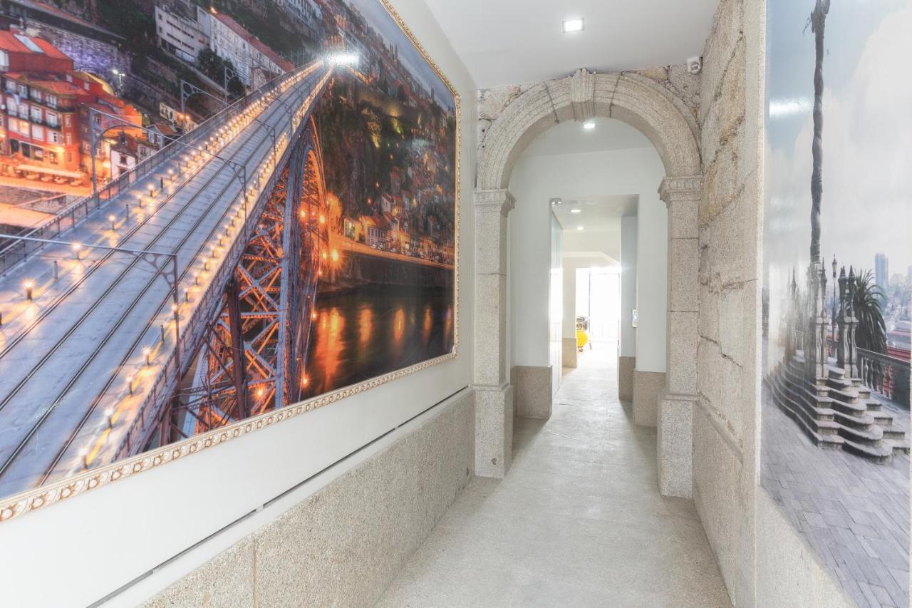 Deluxe Spacious Flats W Mezzanine By Host Wise Apartment Porto Luaran gambar