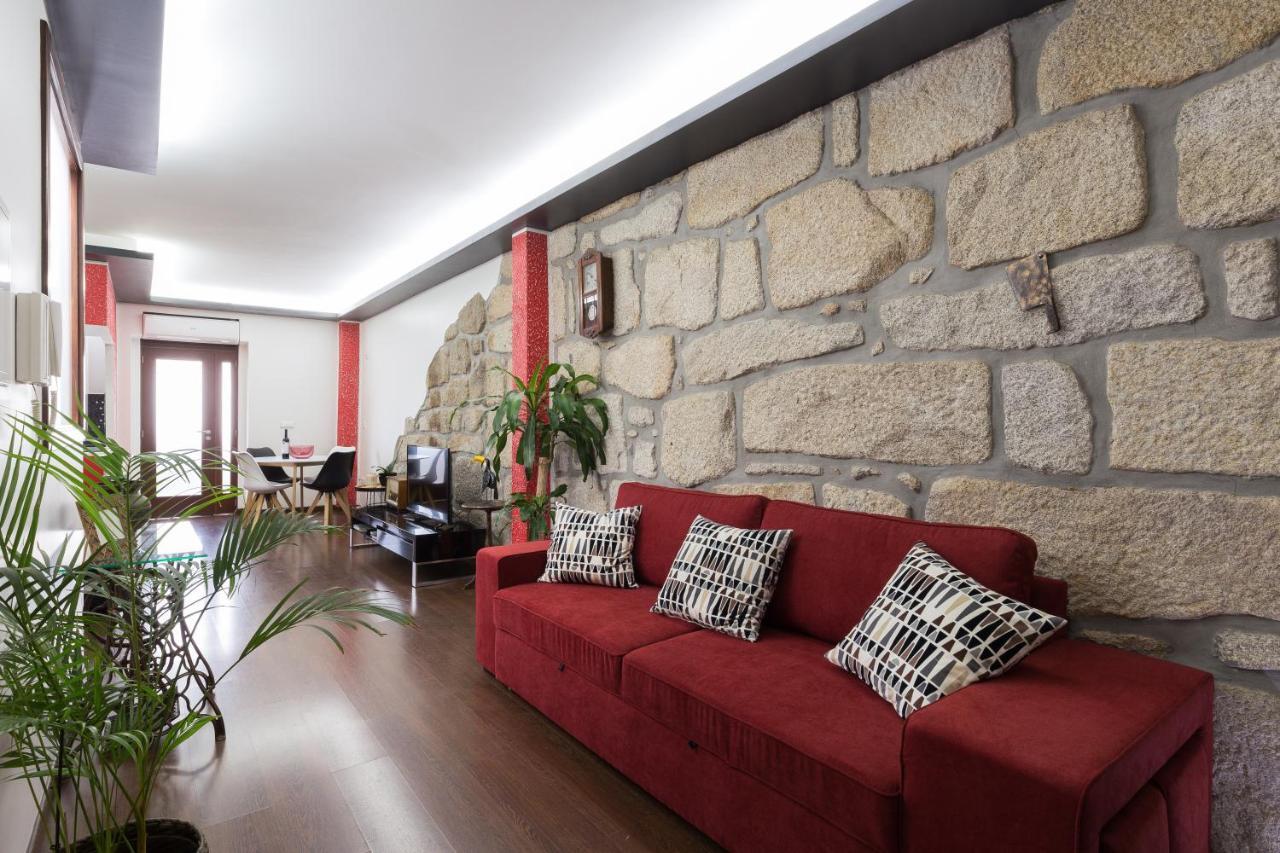 Deluxe Spacious Flats W Mezzanine By Host Wise Apartment Porto Luaran gambar