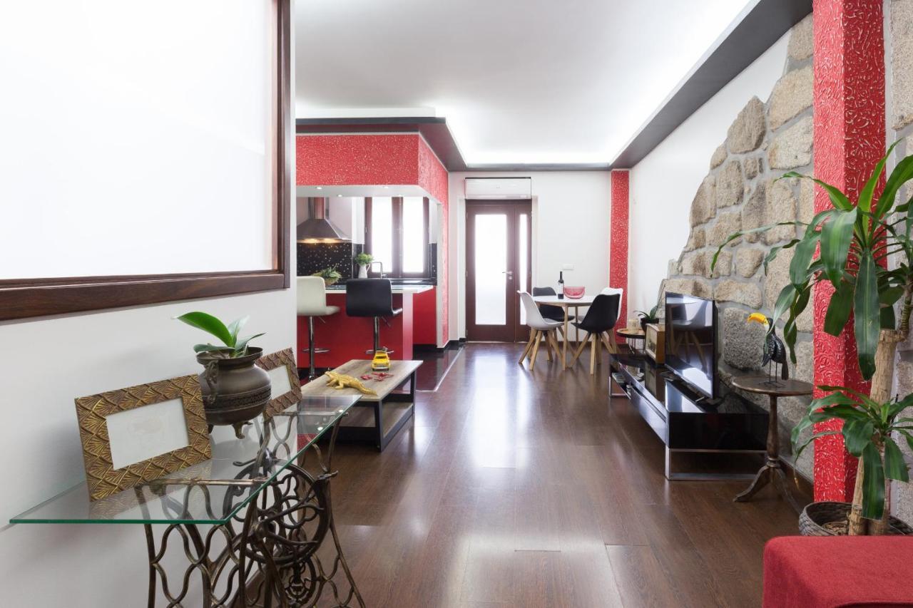 Deluxe Spacious Flats W Mezzanine By Host Wise Apartment Porto Luaran gambar