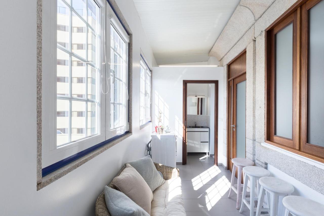 Deluxe Spacious Flats W Mezzanine By Host Wise Apartment Porto Luaran gambar